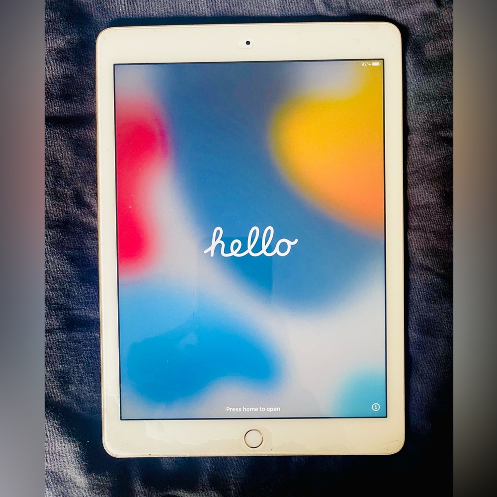 iPad Air 2 16GB Gold Like NEW